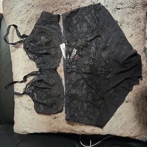 Adore me Bra and Panties size 40C and 1X  black lace